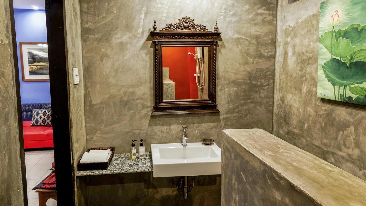 Lani'S House By The Ponds Hotell Vientiane Exteriör bild