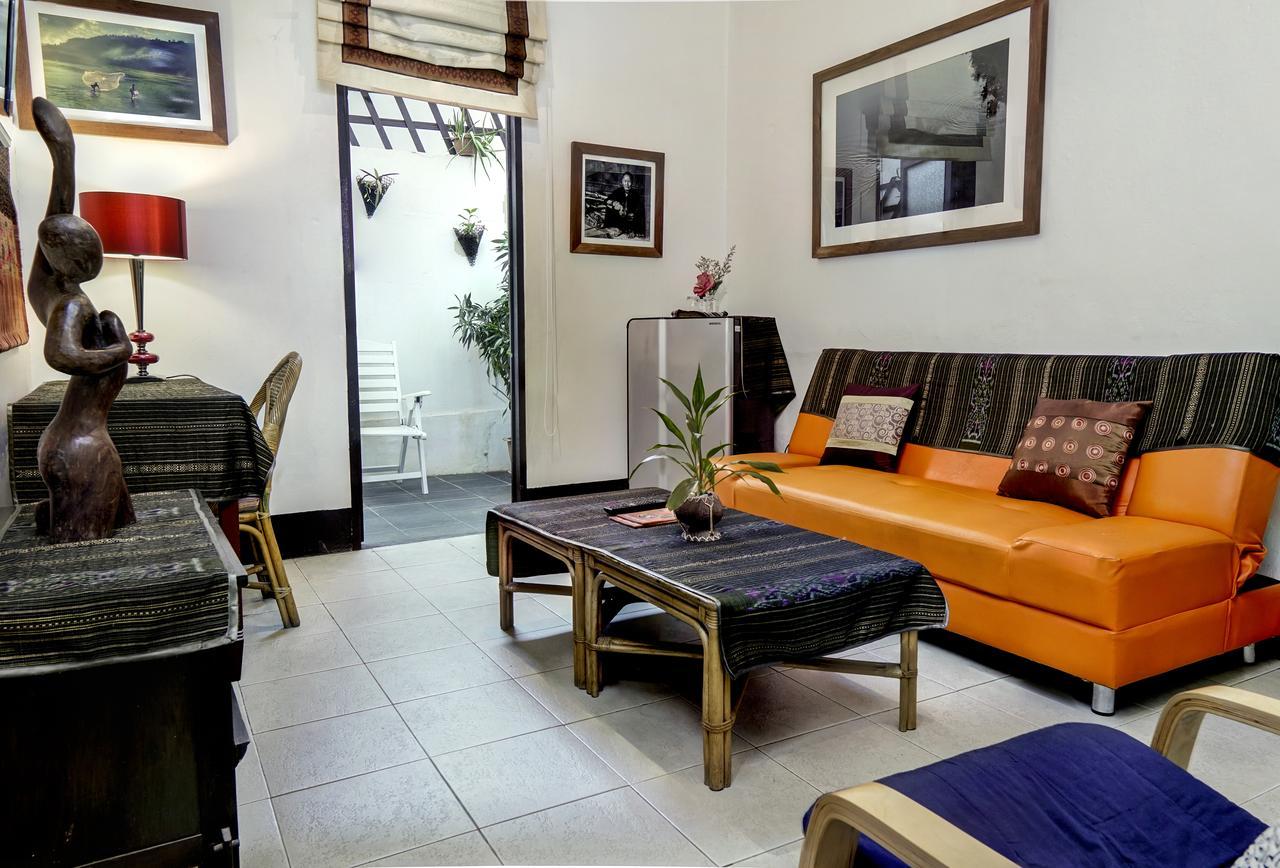 Lani'S House By The Ponds Hotell Vientiane Exteriör bild